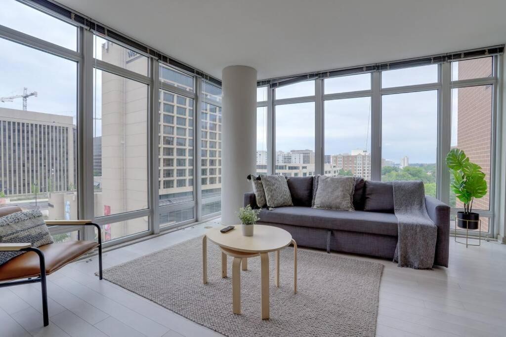 Apartment Wonderful 2br At Crystal *