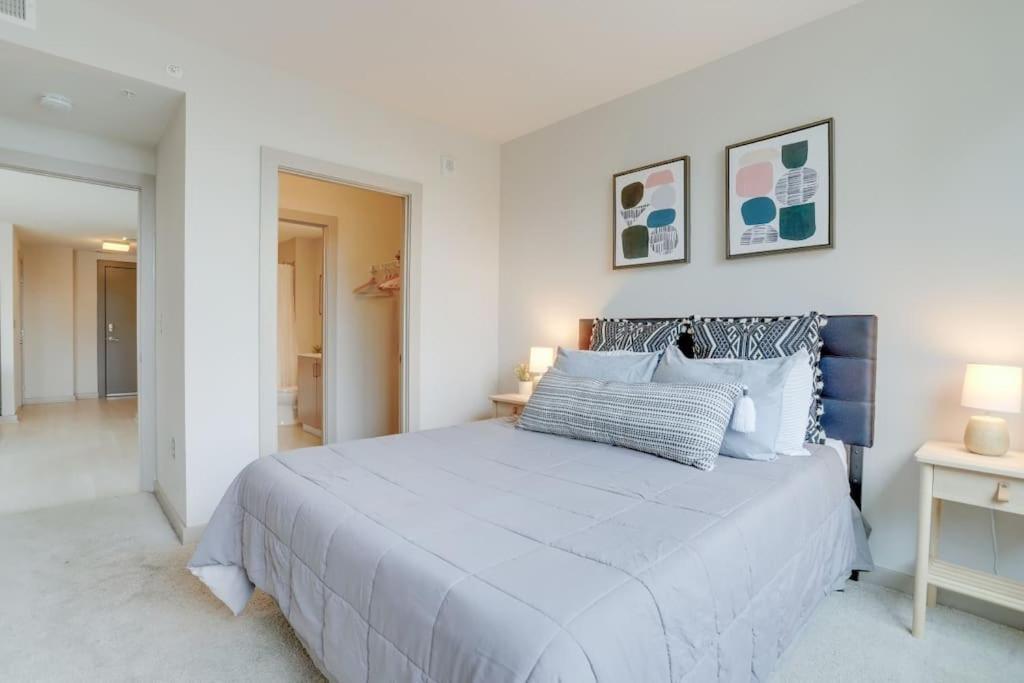 Apartment Wonderful 2br At Crystal Arlington